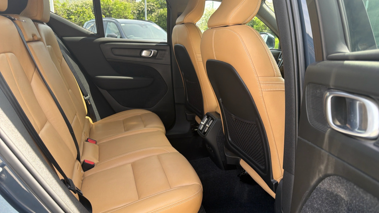 Volvo Xc40 1.5 T3 [163] Inscription 5dr Geartronic Petrol Estate